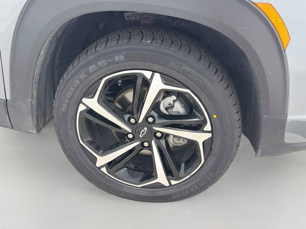 Used 2022 Chevrolet TrailBlazer RS AWD/4WD image 30