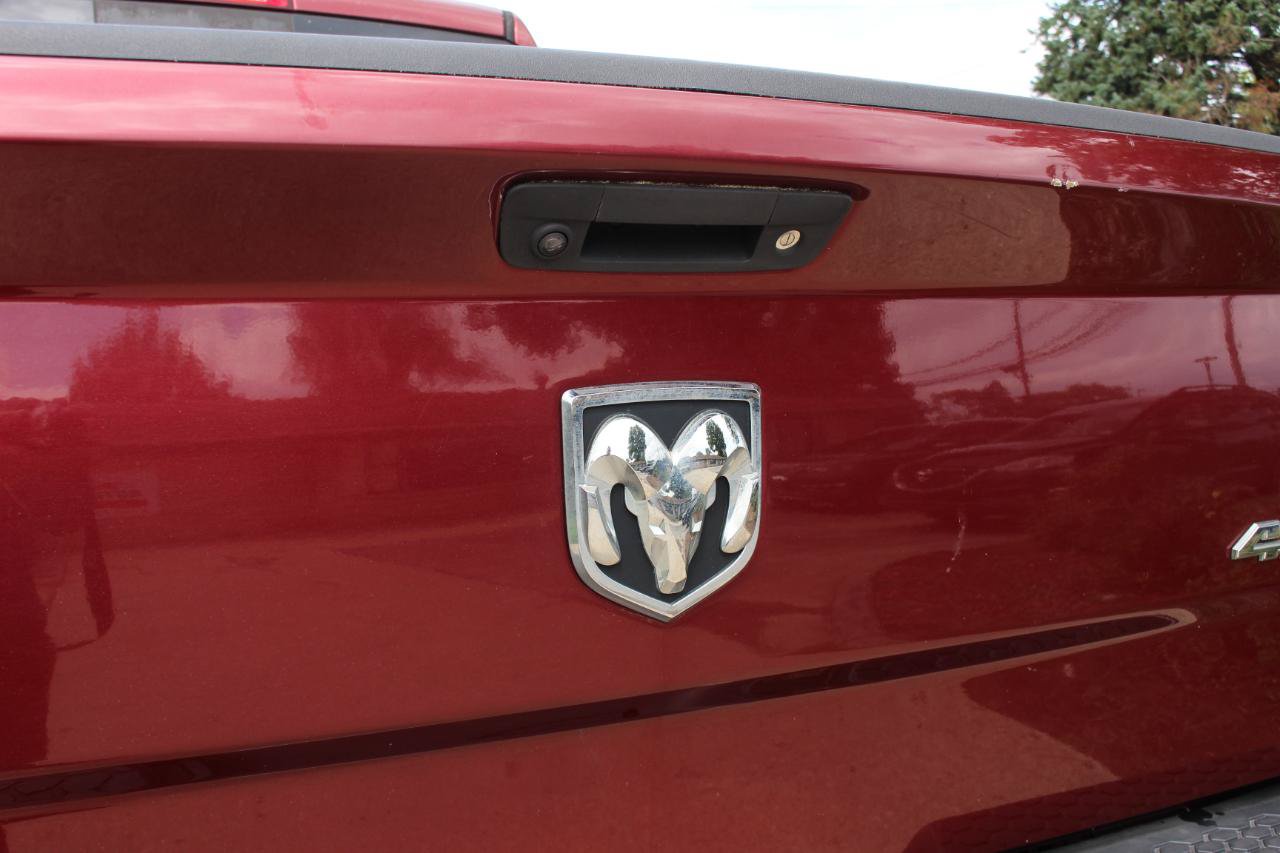 Used 2016 RAM 1500 Big Horn AWD/4WD image 40