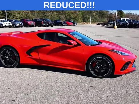 Used 2022 Chevrolet Corvette Stingray Preferred Cpe w/ Z51 Performance Package image 9