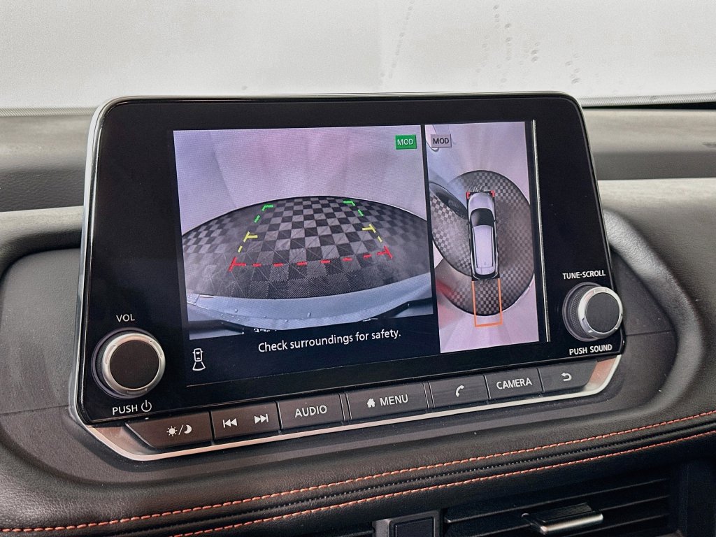 Certified 2025 Nissan Rogue SV AWD/4WD image 19