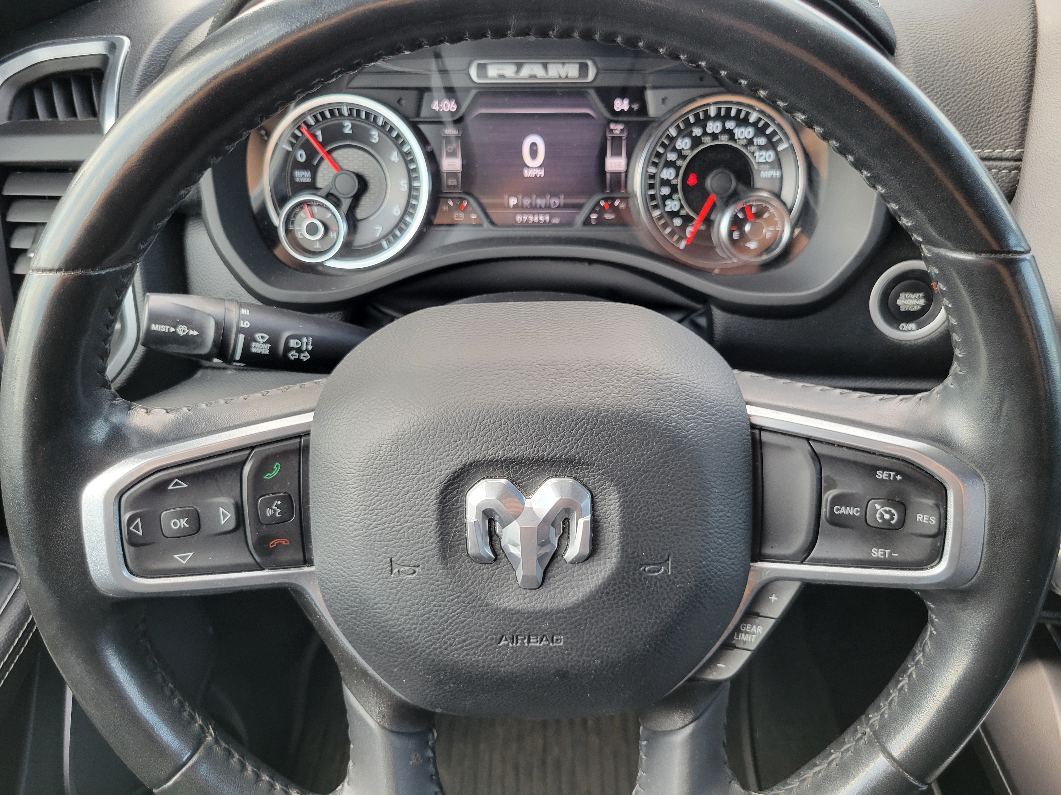 Used 2022 RAM 1500 Laramie AWD/4WD image 8