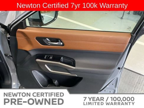 Used 2025 Nissan Pathfinder Platinum w/ Cargo Package AWD/4WD image 51