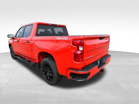 Used 2022 Chevrolet Silverado 1500 Custom image 9