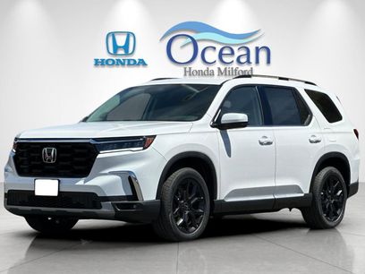 New 2025 Honda Pilot Touring