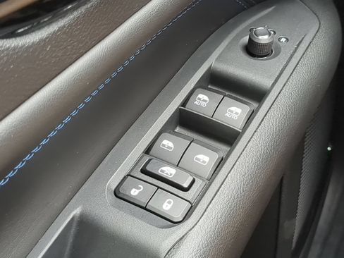 New 2026 Jeep Compass Latitude AWD/4WD image 20