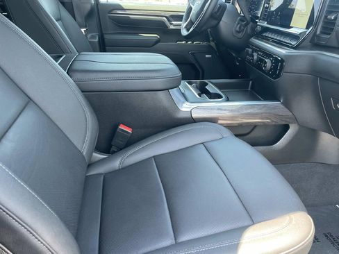 Used 2024 Chevrolet Silverado 2500 LTZ w/ LTZ Plus Package AWD/4WD image 27