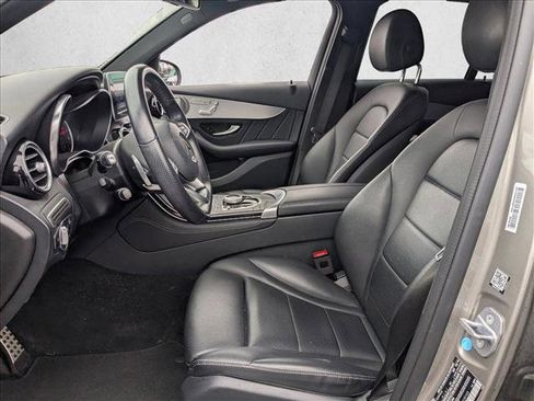 Used 2019 Mercedes-Benz GLC 300 image 13