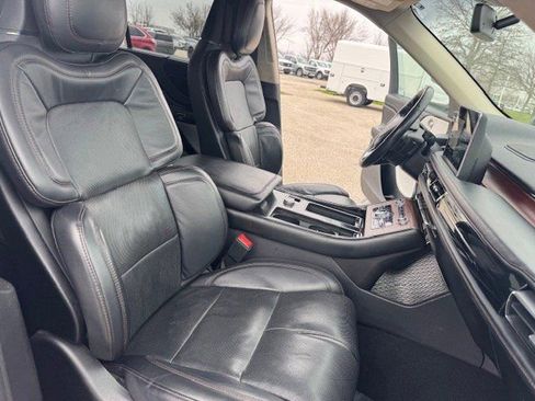 Used 2021 Lincoln Aviator Grand Touring w/ Equipment Group 302A AWD/4WD image 39