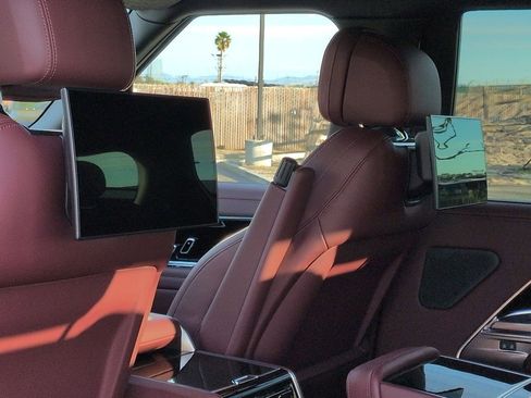 Certified 2023 Land Rover Range Rover Long Wheelbase Autobiography image 22