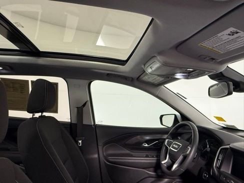 Used 2022 GMC Terrain SLE w/ Driver Convenience Package image 54