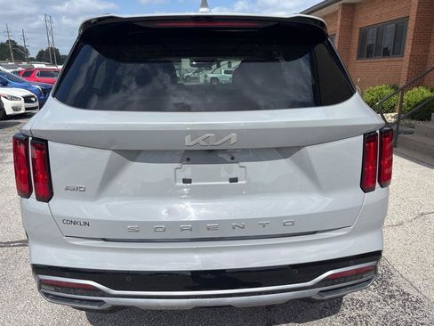 Used 2022 Kia Sorento SX AWD/4WD image 11
