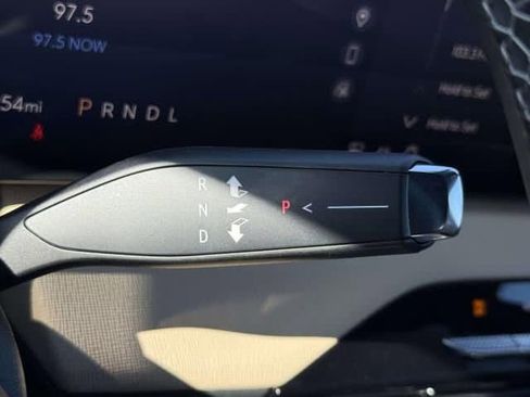 Used 2025 Buick Enclave Preferred w/ Super Cruise Package image 26