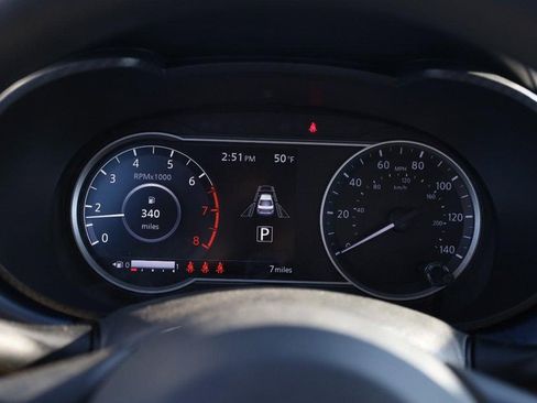 New 2025 Nissan Versa SV w/ Trunk Package image 10