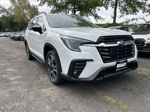 New 2025 Subaru Ascent Limited image 2