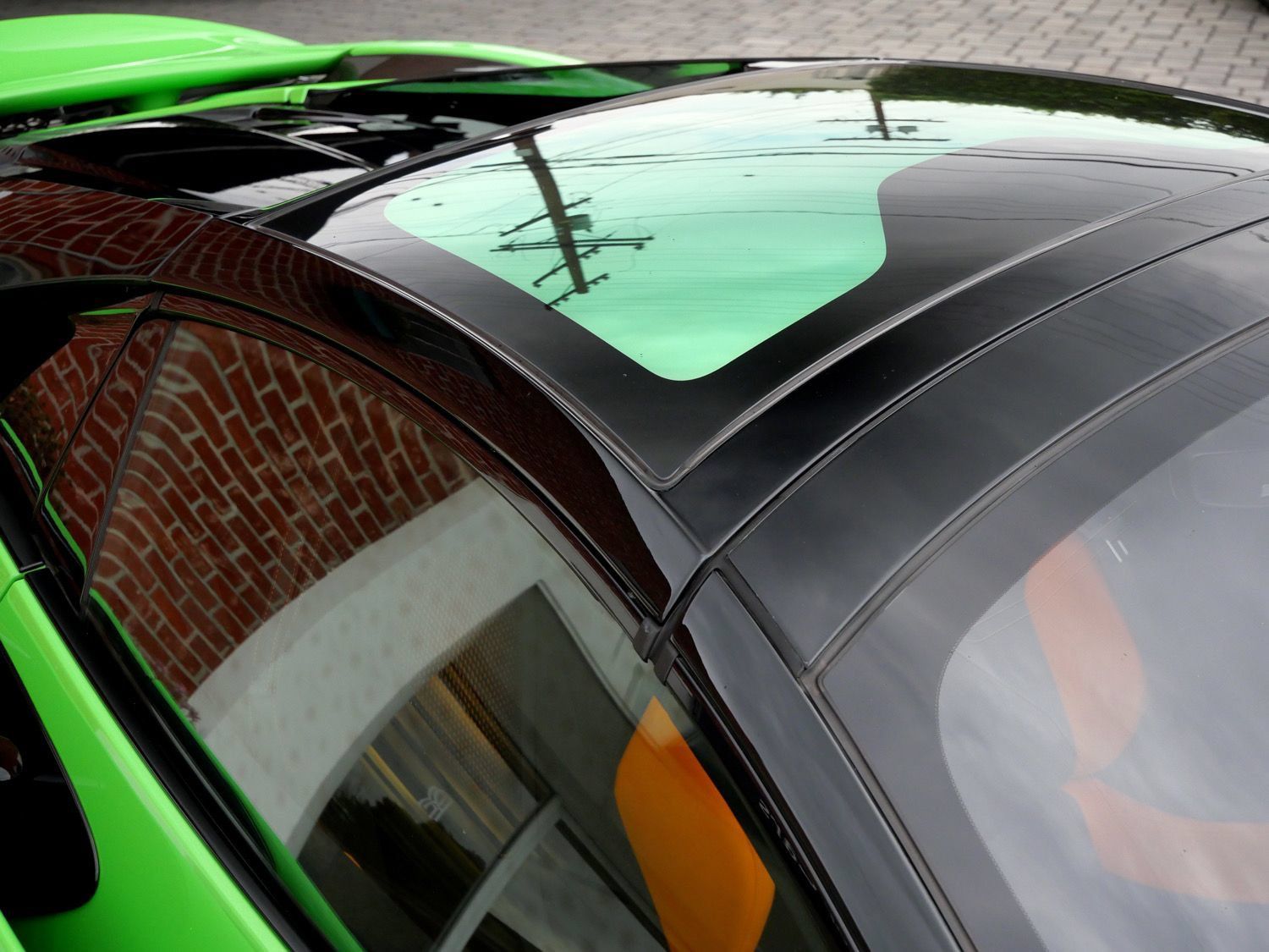Used 2024 McLaren 750S Spider RWD image 13