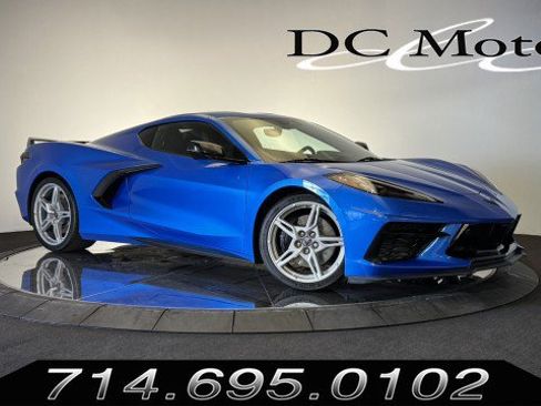 Used 2024 Chevrolet Corvette Stingray Premium Cpe w/ Z51 Performance Package RWD image 1