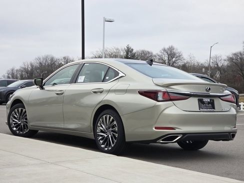 New 2025 Lexus ES 350 Ultra Luxury image 27