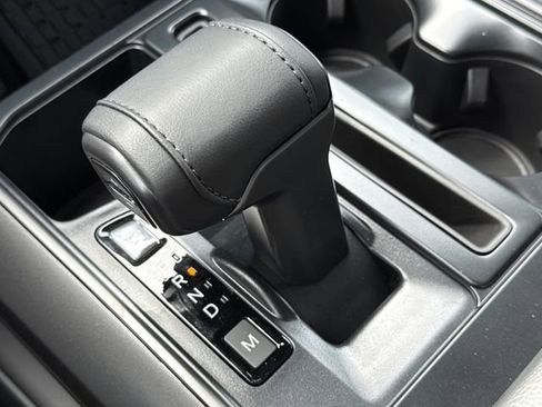 New 2025 Ford F150 Lariat w/ Equipment Group 501A Mid image 26