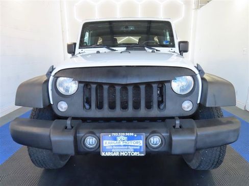 Used 2014 Jeep Wrangler Unlimited Sport w/ Quick Order Package 24S AWD/4WD image 3