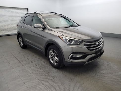 Used 2018 Hyundai Santa Fe Sport FWD image 13