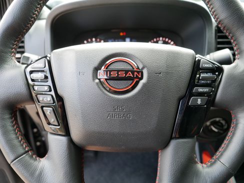 Used 2023 Nissan Frontier PRO-4X w/ Pro Convenience Package AWD/4WD image 25