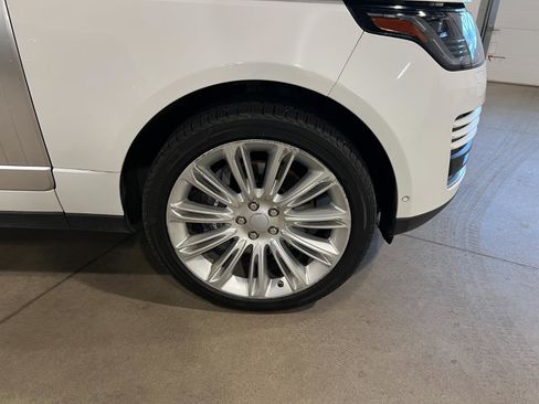 Used 2019 Land Rover Range Rover Supercharged AWD/4WD image 48