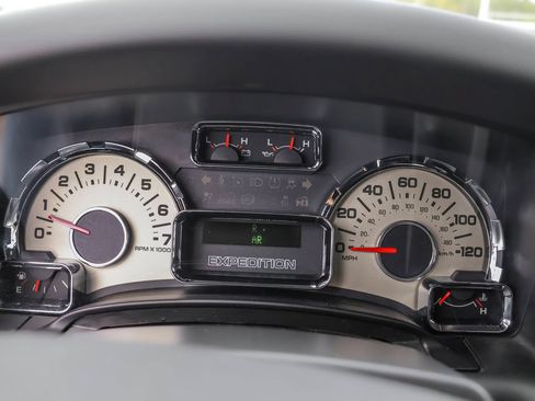 Used 2012 Ford Expedition EL Limited AWD/4WD image 19