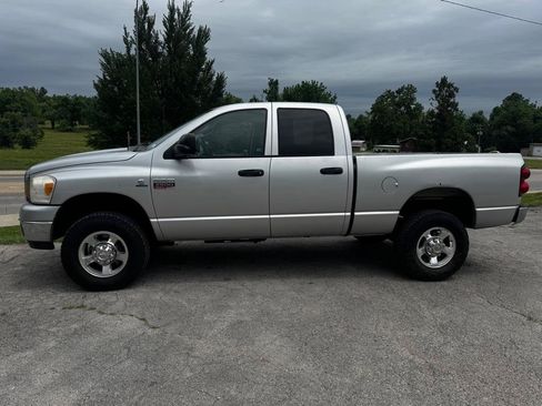 Used 2008 Dodge Ram 2500 Truck SLT w/ Popular Equipment Group AWD/4WD image 4