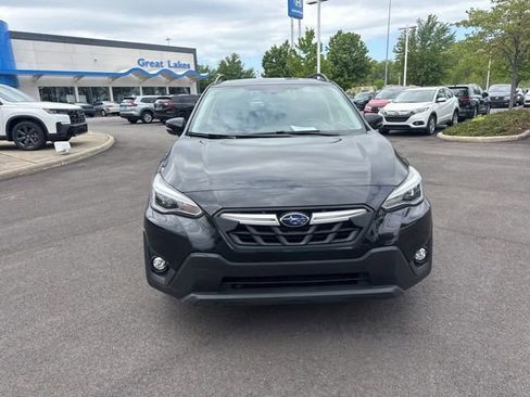Used 2021 Subaru Crosstrek 2.5i Limited w/ Moonroof Package 2 AWD/4WD image 3