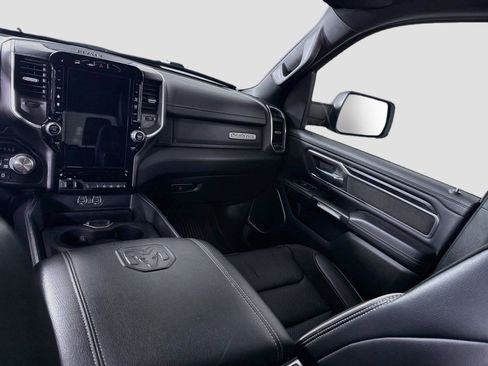 Used 2023 RAM 1500 Laramie AWD/4WD image 16
