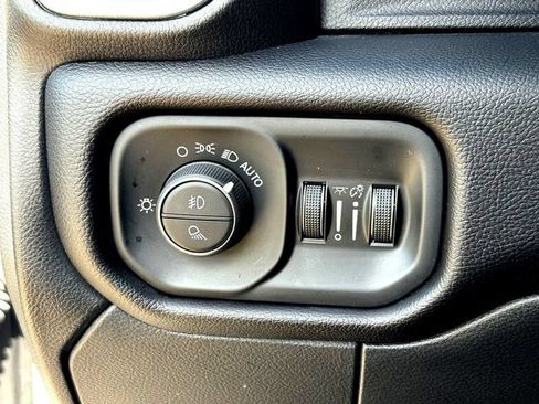 Used 2020 RAM 2500 Laramie AWD/4WD image 14