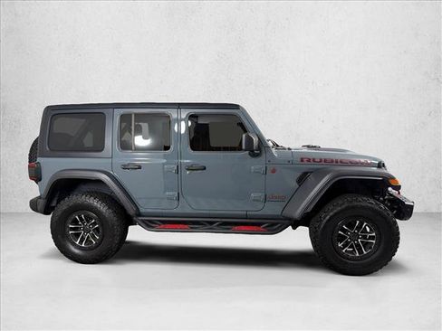 Used 2024 Jeep Wrangler Unlimited Rubicon w/ XTREMEE 35" Tire Package AWD/4WD image 3