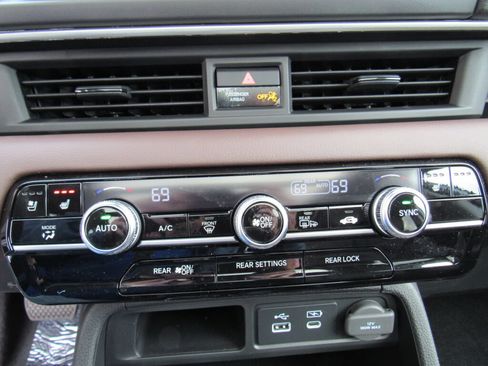 Used 2024 Honda Pilot Elite image 21