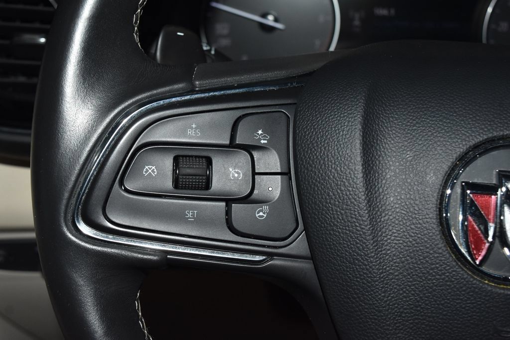 Used 2023 Buick Envision Avenir FWD image 10