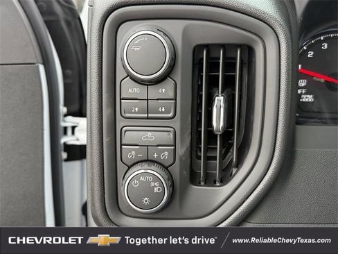 New 2026 Chevrolet Silverado 1500 Custom Trail Boss w/ LPO, Dark Essentials Package image 24