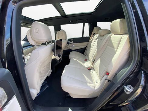 New 2026 Mercedes-Benz GLS 580 4MATIC image 13