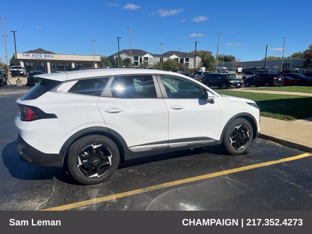 Used 2026 Kia Sportage EX FWD image 6