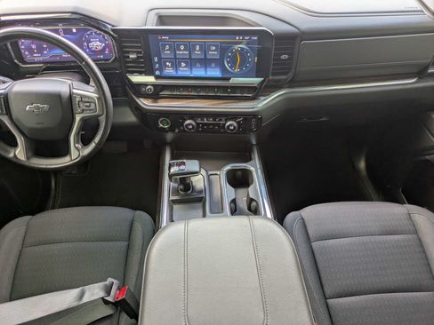 Used 2023 Chevrolet Silverado 1500 RST AWD/4WD image 9