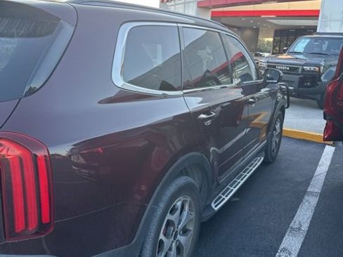 Used 2020 Kia Telluride EX image 4