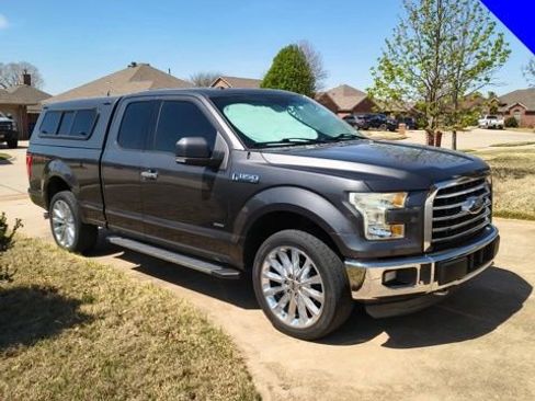 Used 2015 Ford F150 XLT w/ Equipment Group 301A Mid image 1