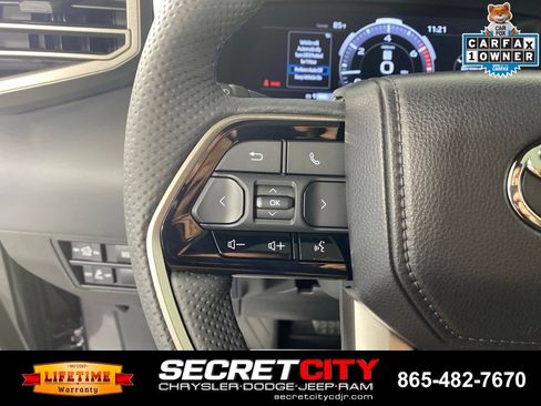 Used 2026 Toyota Tundra Platinum AWD/4WD image 14