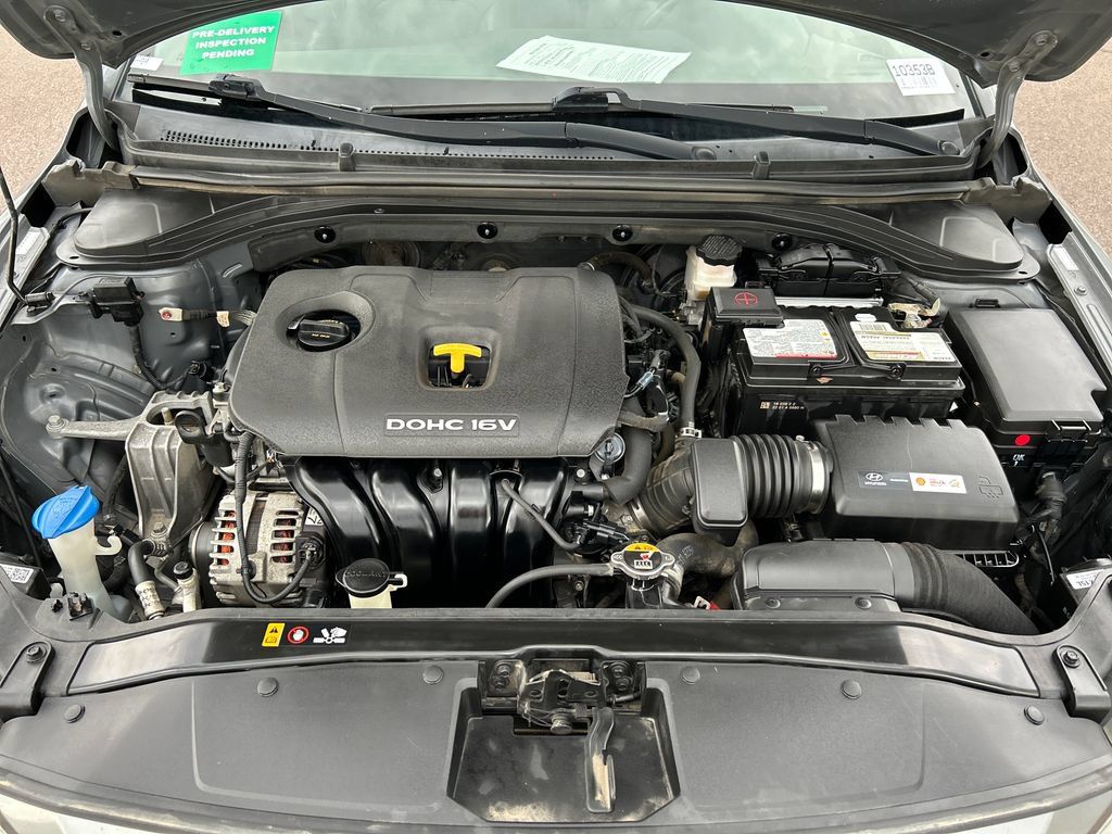 Used 2017 Hyundai Elantra Limited FWD image 27