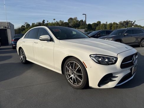 Used 2022 Mercedes-Benz E 350 Sedan image 3
