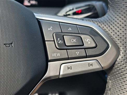 New 2026 Volkswagen Tiguan SE R-Line image 21