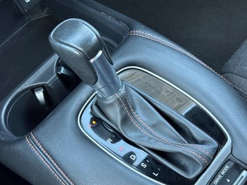 Used 2024 Honda HR-V Sport image 25