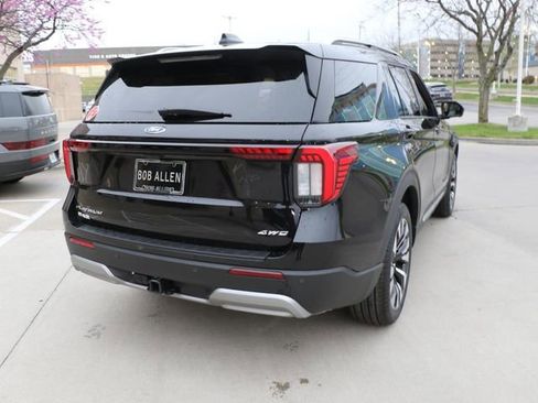New 2026 Ford Explorer Platinum image 5