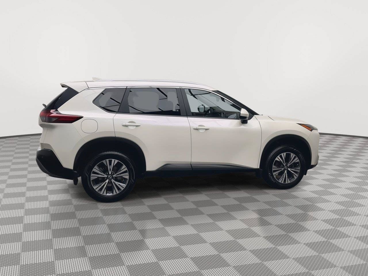 Used 2023 Nissan Rogue SV w/ SV Premium B Package AWD/4WD image 38