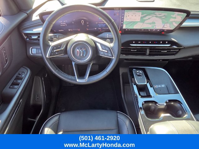 Used 2025 Buick Enclave Preferred FWD image 14