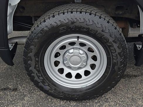 Used 2024 GMC Sierra 1500 Pro w/ Pro Value Package image 7