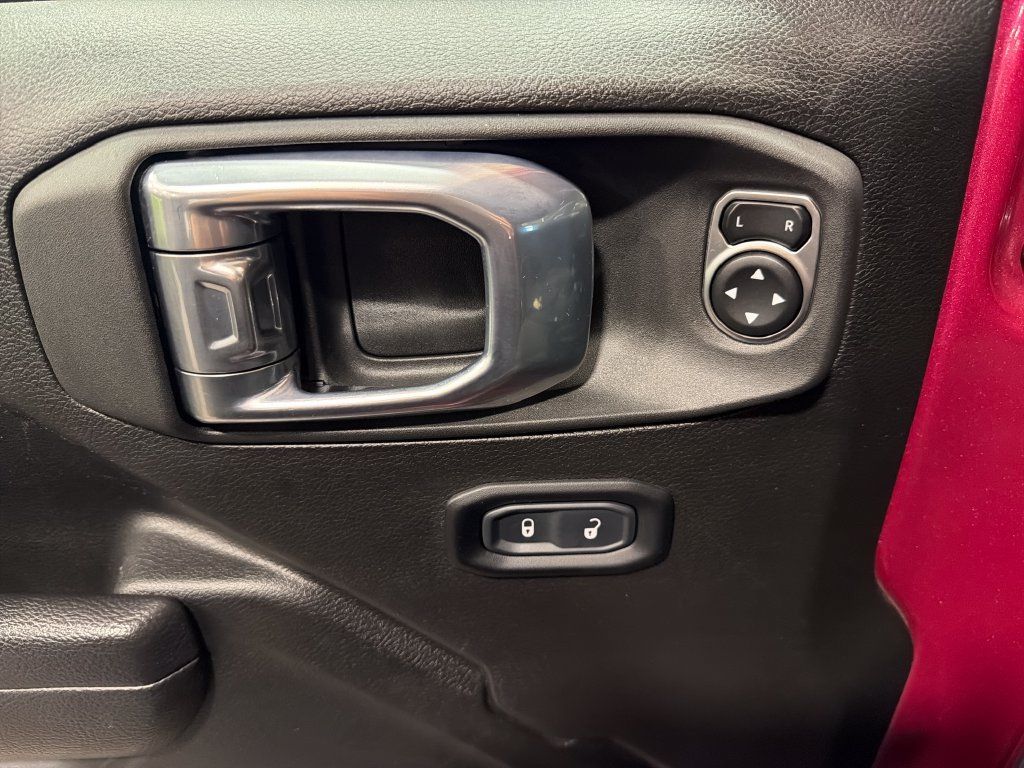 Used 2024 Jeep Wrangler Unlimited Sport AWD/4WD image 14